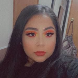 Meet your Posher, Marisol